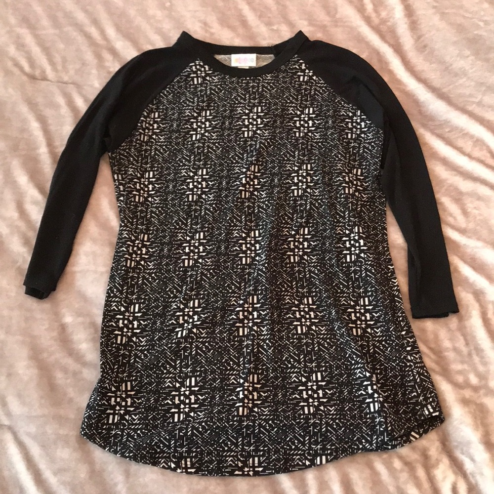 Lularoe Randy Tee